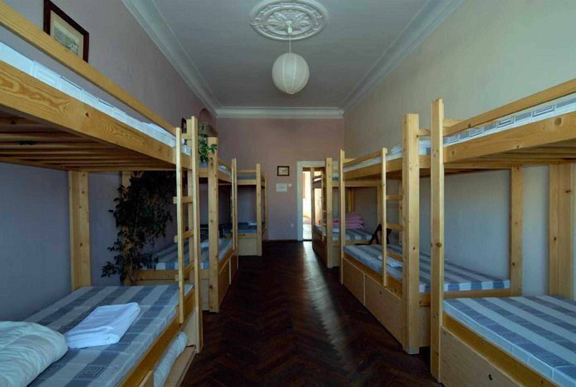 Hostel Rynek 7 Krakow Exterior photo